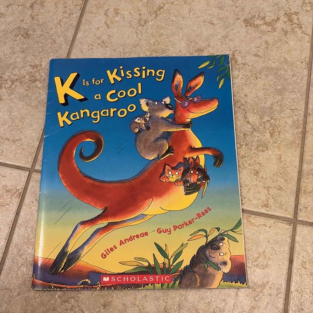Children's Book Set - 6 Vibrant Animal Stories - Picture 13 of 13